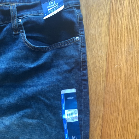 Brand: George - Picture 2 of 3